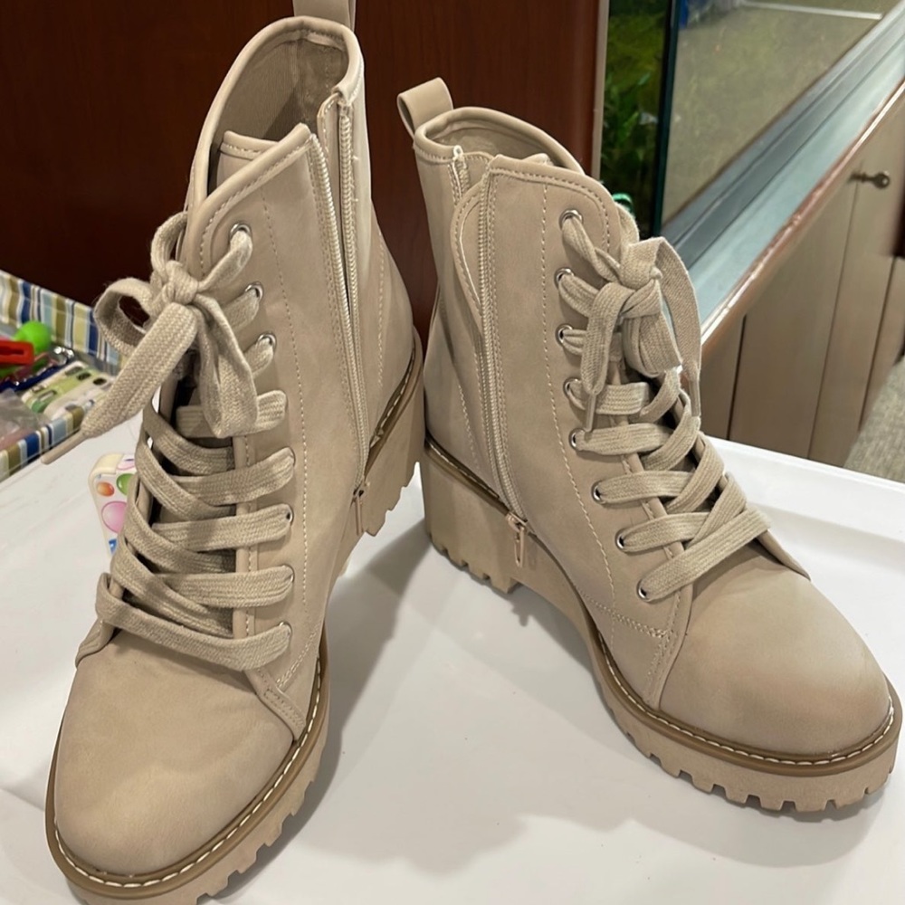 Cream color dolce vita 8.5 boots.